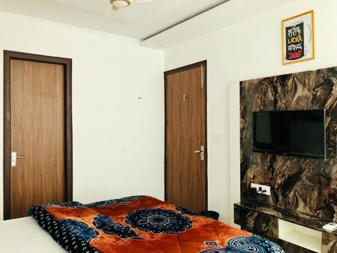 Hotel Hollywood Zirakpur Luaran gambar